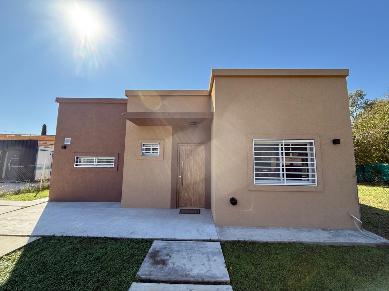 OPORTINIDAD!!! Excelente casa en lote propio listo para escriturar. APTO CREDITO!!!