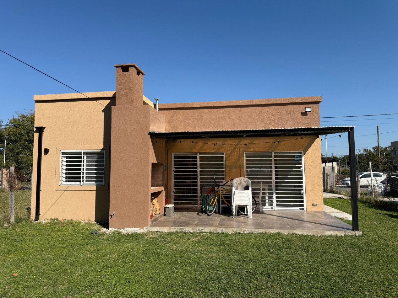 OPORTINIDAD!!! Excelente casa en lote propio listo para escriturar. APTO CREDITO!!!