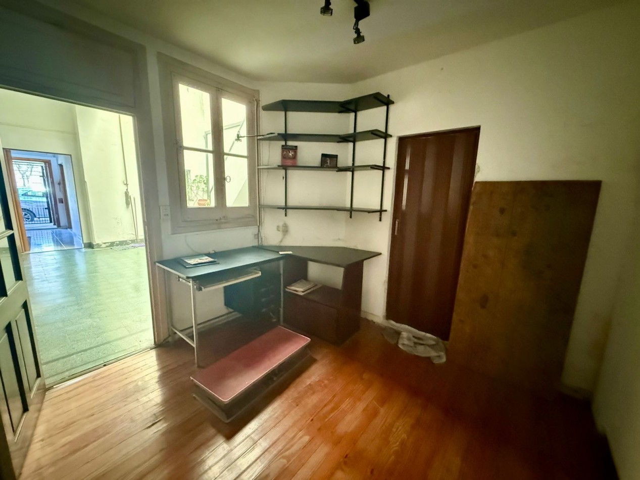 Casa 4 ambientes en lote propio con garaje quincho y terraza