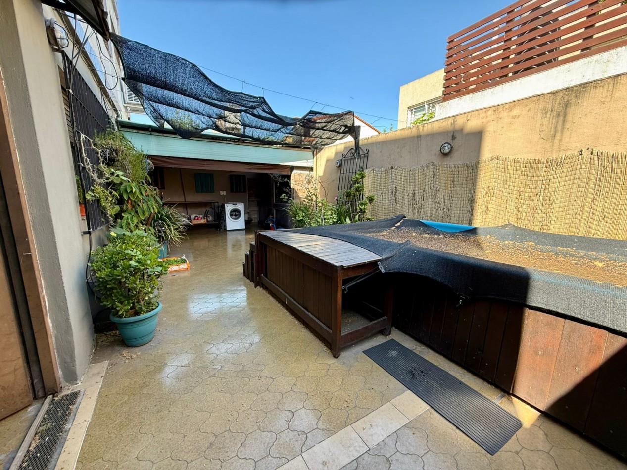 VENTA EN BOCK DOS CASAS EN LOTE PROPIO. OPORTUNIDAD DE INVERSION!!!