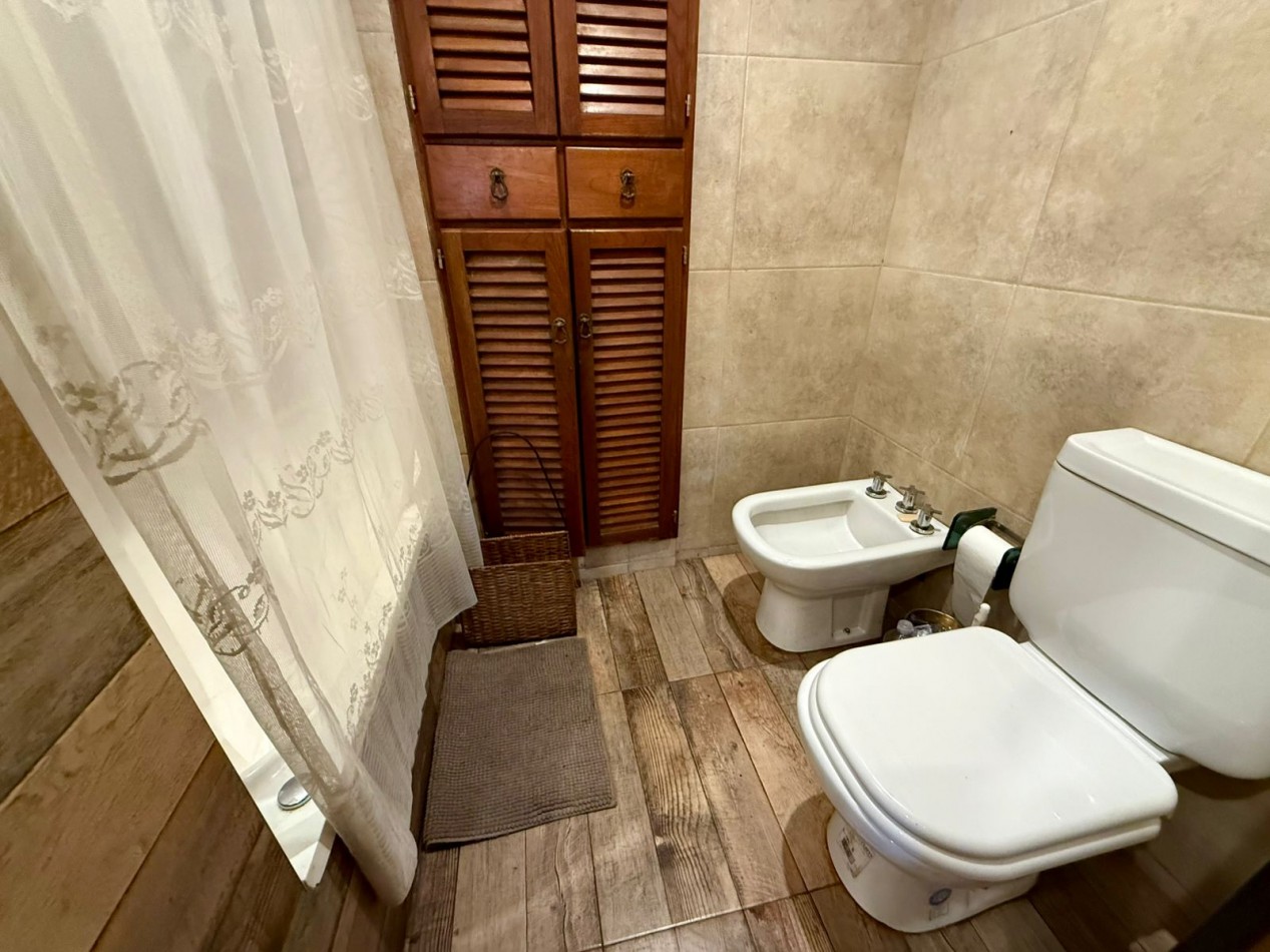 VENTA EN BOCK DOS CASAS EN LOTE PROPIO. OPORTUNIDAD DE INVERSION!!!