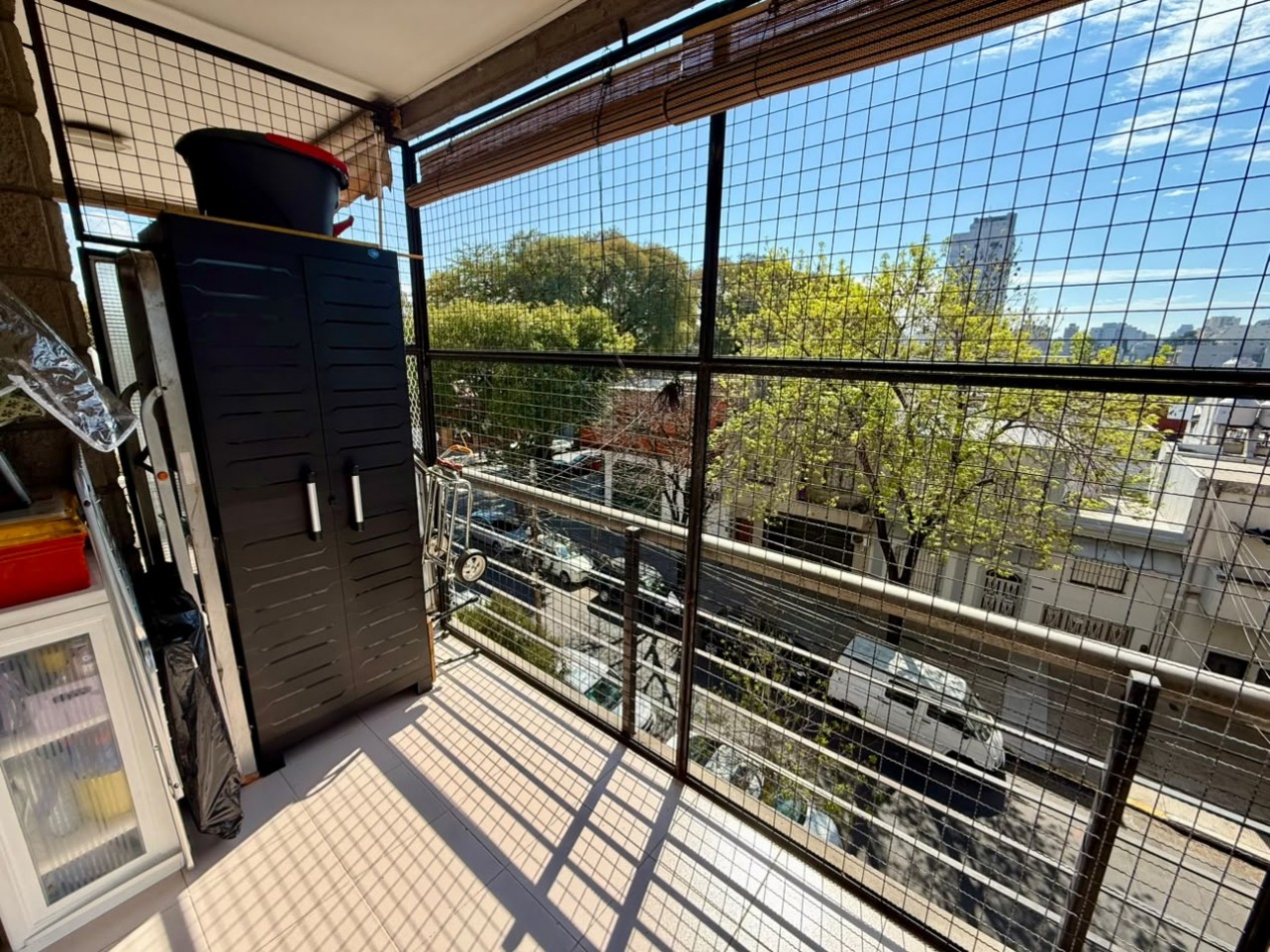 DEPARTAMENTO AL FRENTE 3 AMBIENTES CON COCHERA Y BAULERA EN VILLA URQUIZA