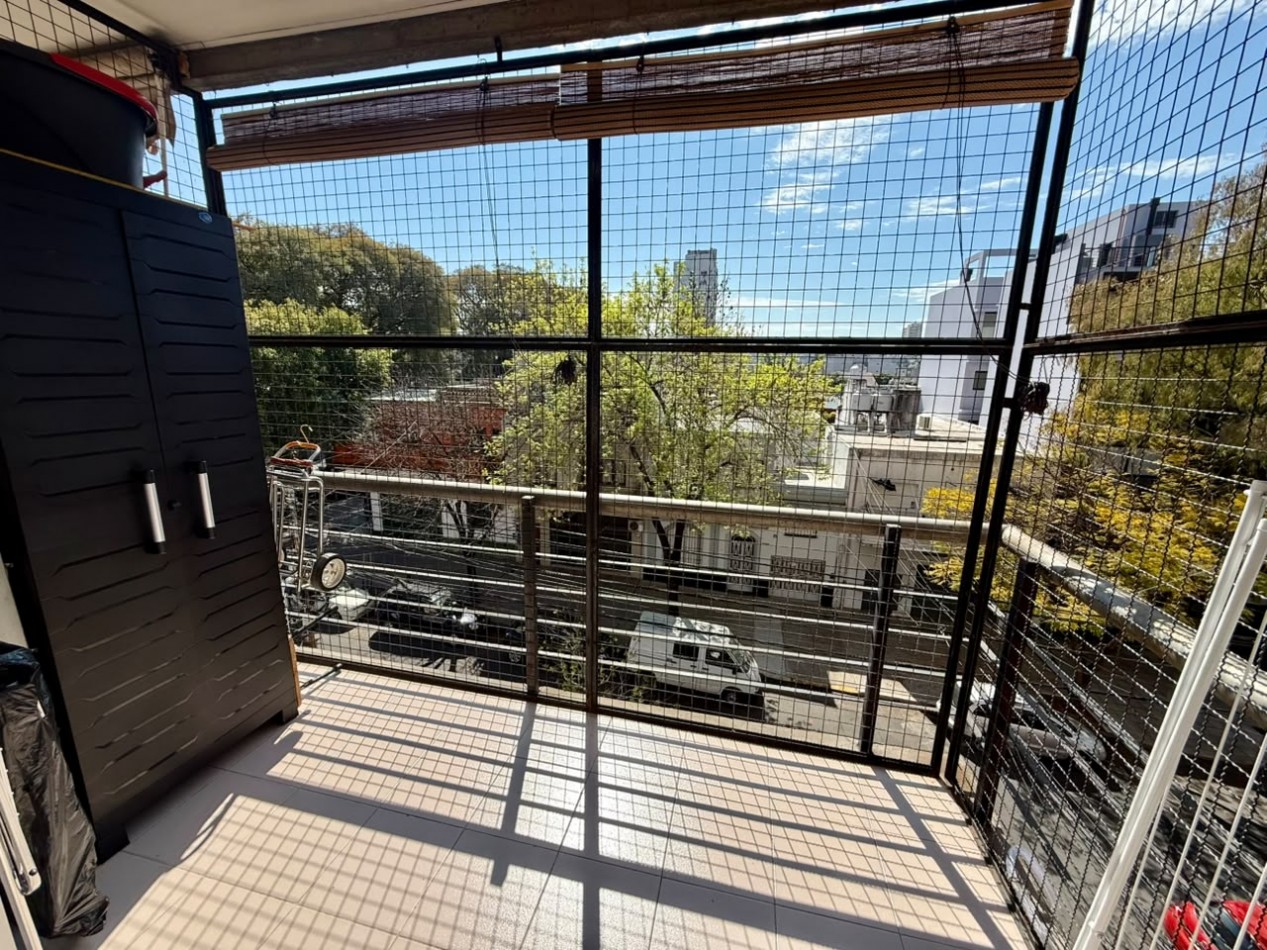 DEPARTAMENTO AL FRENTE 3 AMBIENTES CON COCHERA Y BAULERA EN VILLA URQUIZA