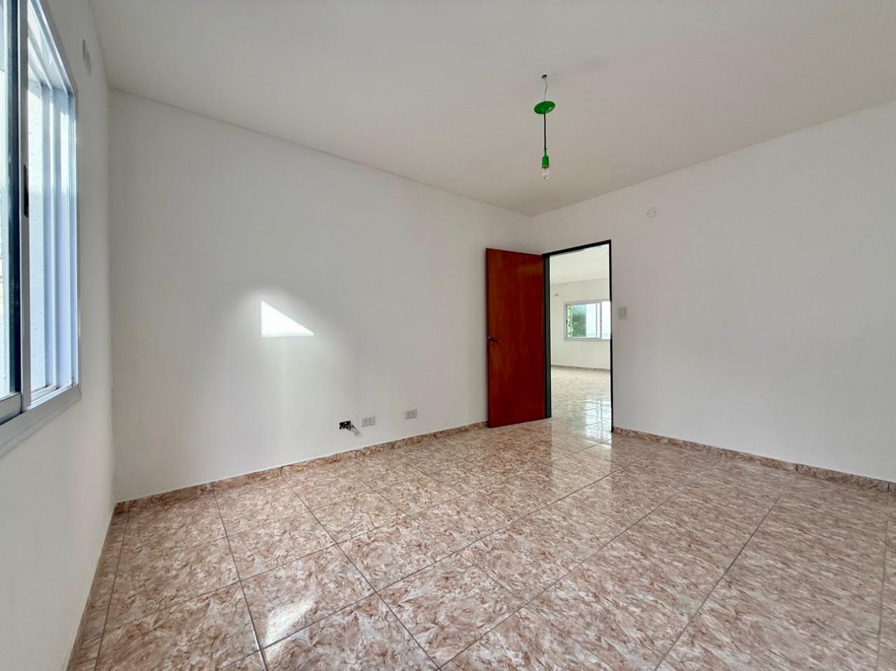 Excelente 3 ambientes en primer piso, sin expensas, no aceptan mascota