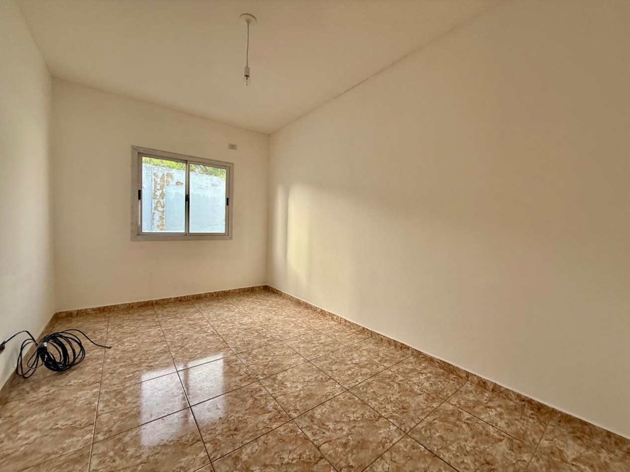 Excelente 3 ambientes en primer piso, sin expensas, no aceptan mascota