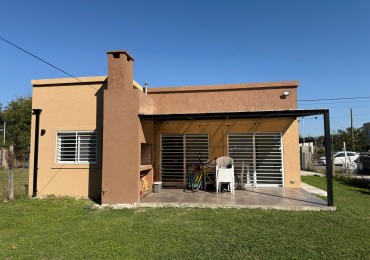 OPORTINIDAD!!! Excelente casa en lote propio listo para escriturar. APTO CREDITO!!!