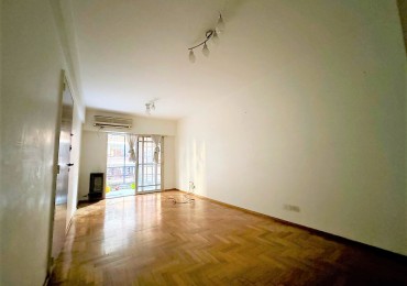 Departamento 2 amb al frente con balcon